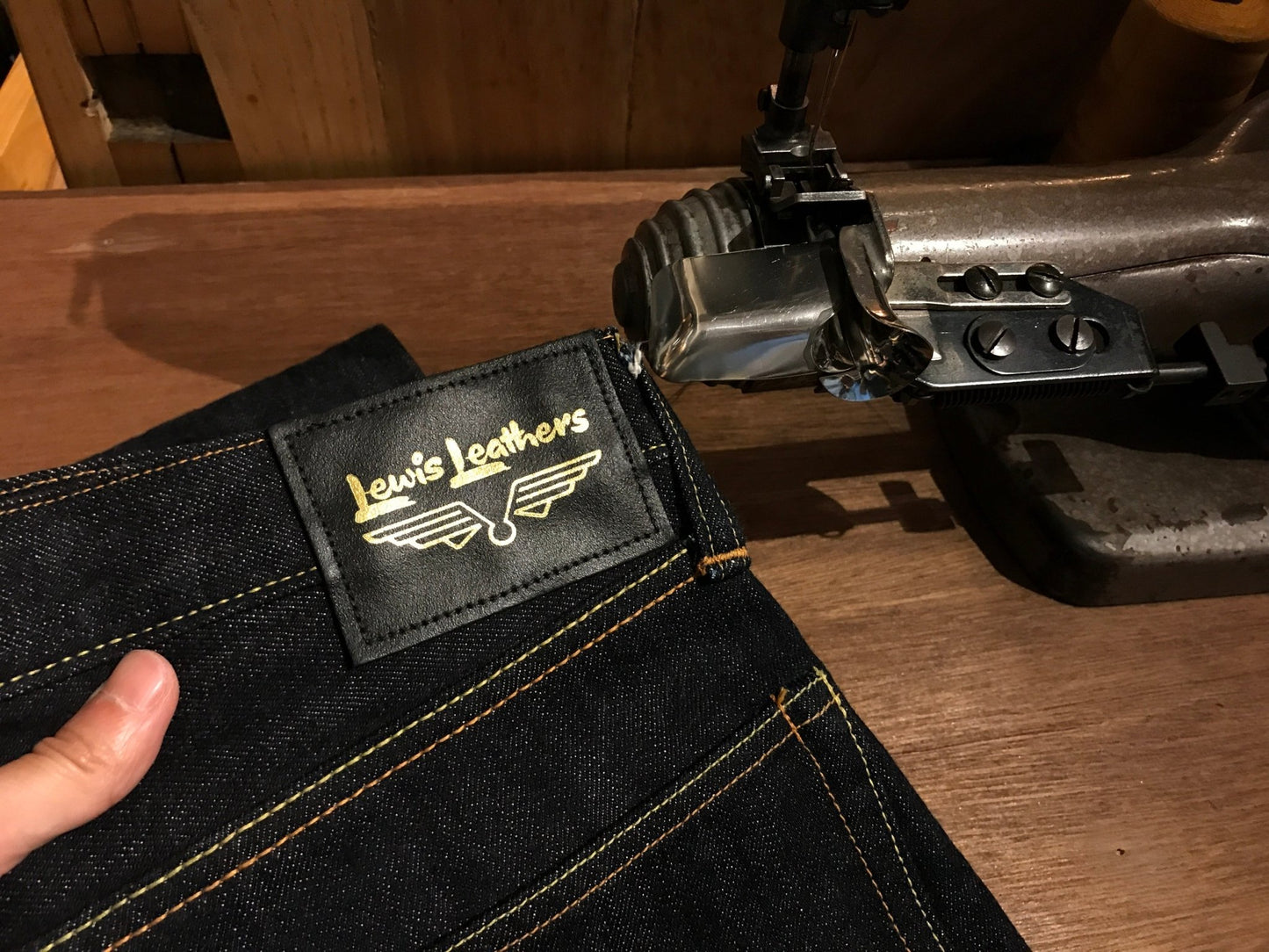 Chain - Stitch Hemming Service 鎖鏈腳改短服務 - Full House Denim & Workshop